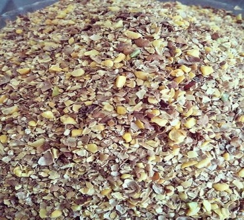 chana-churi-cattle-feed-with-plastic-sack-bag-998